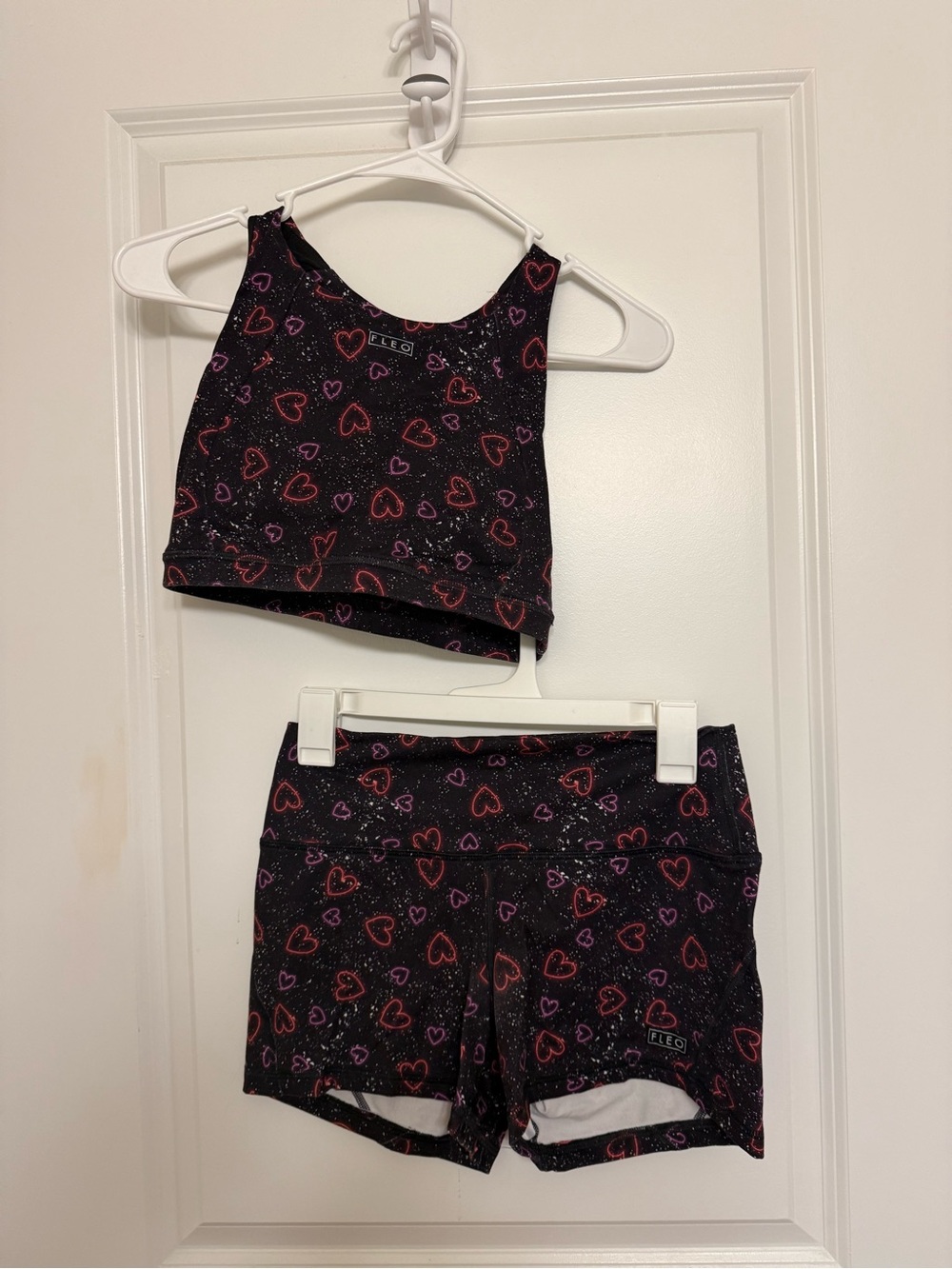 Fleo Black Athletic Shorts Set with Pink Heart Print